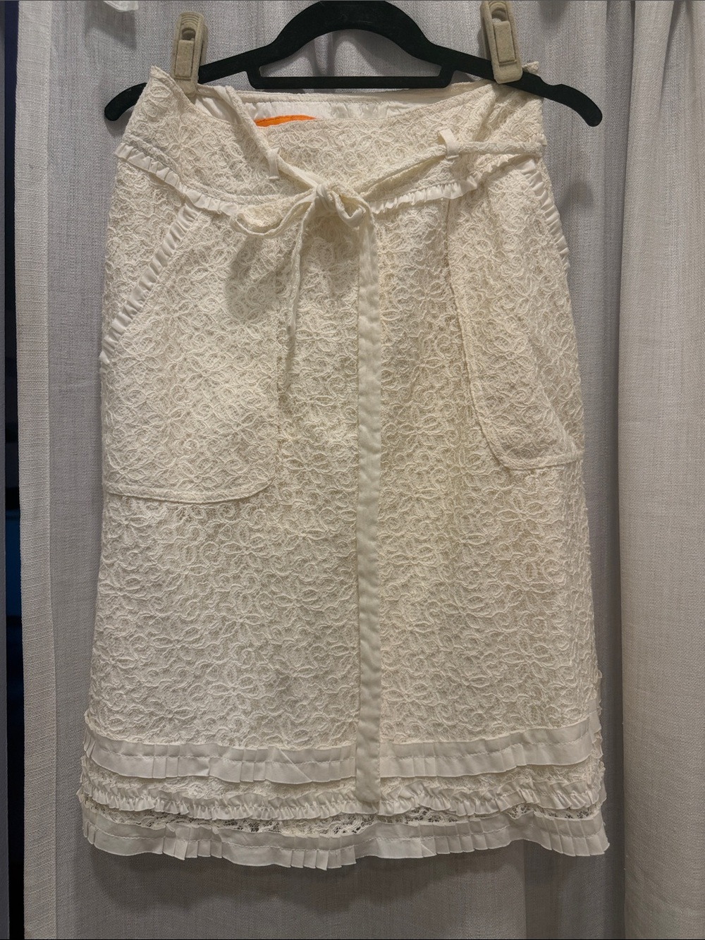 Cynthia Steffe Cream Lace A-Line Skirt with Ruffled Hem